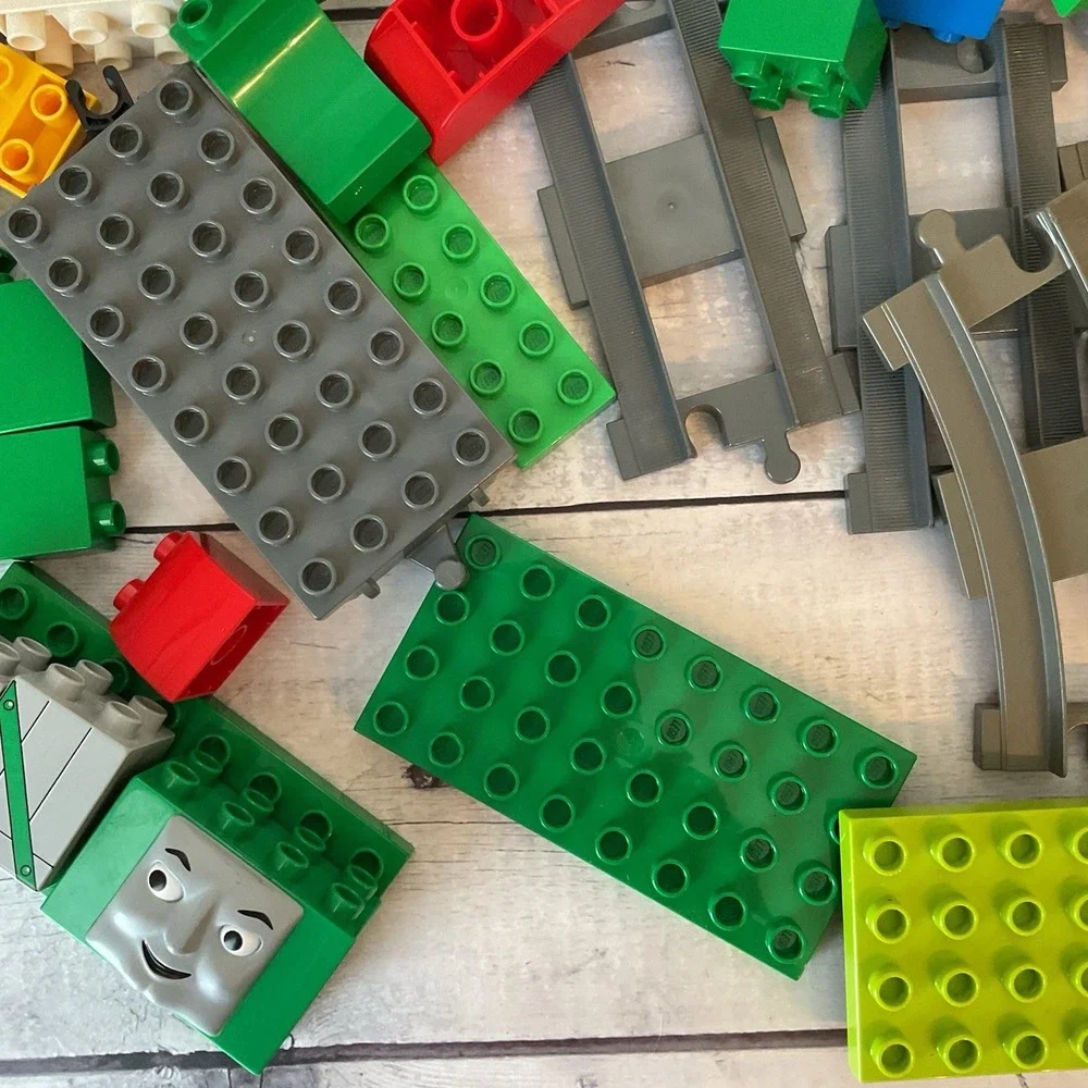 Lego Duplo Random Assortment 70+ Pieces Assorted Bricks Blocks Colors Trains